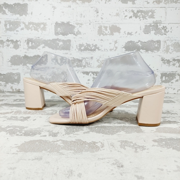 NEW Adrienne Vittadini Annalee Cream Summer Slip On Block Heel Sandals A647 - Picture 5 of 12